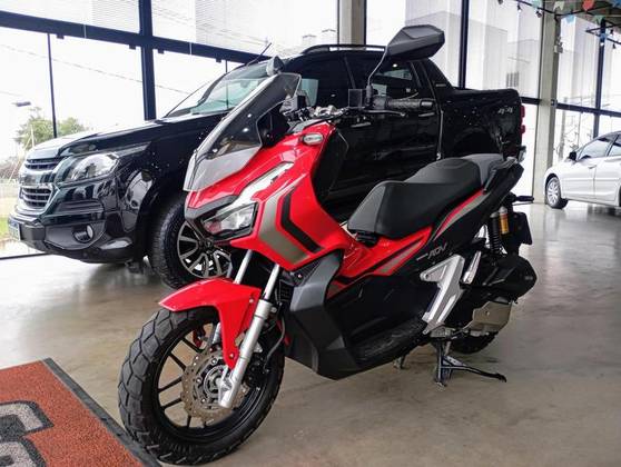 HONDA ADV 